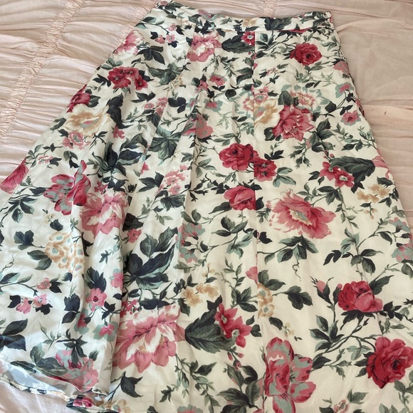 MAJORELLE FLORAL DOUBLE-LINED BUTTON DOWN MIDI SKIRT - Picture 2 of 8